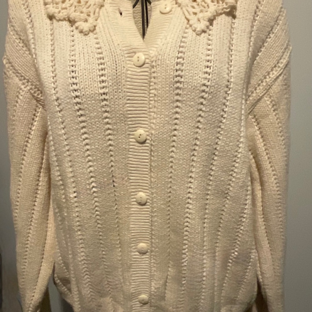 MADE BY DANIEL HECHTER.. PARIS   CARDIGAN MEDIUM